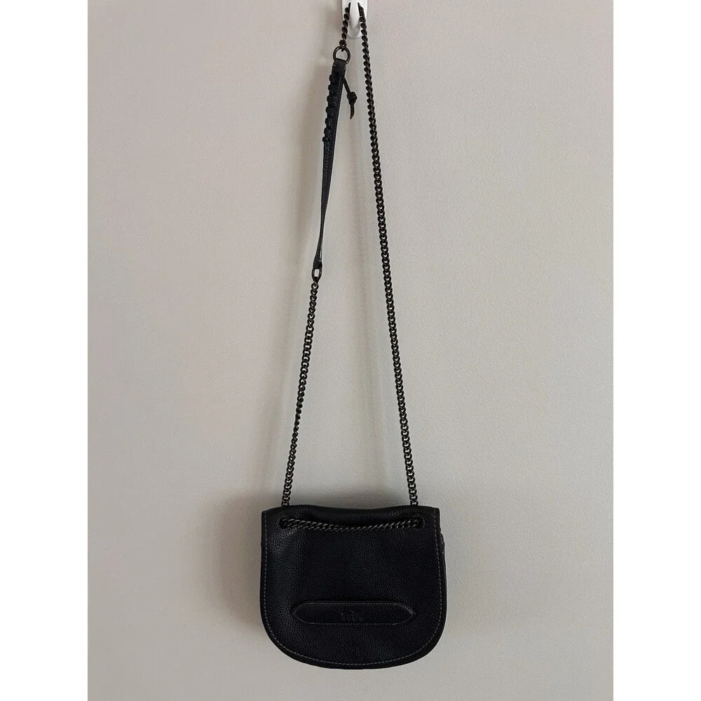 Coach authentic style